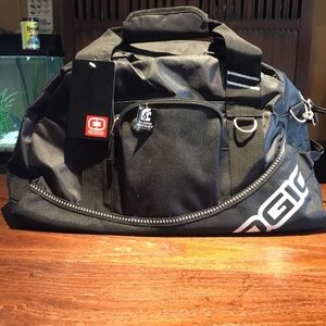 OGIO Half Dome Duffel Bag All-metal hardware  New